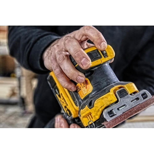 DeWalt DCW200N levigatrice a foglio 108x115mm 18V solo corpo