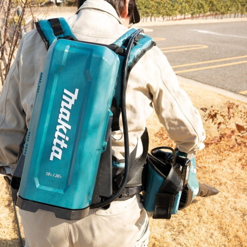Makita 191A59-5 zaino batteria 18V Li-Ion solo corpo con 2 adattatori
