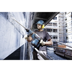 BOSCH GBH 8-45 DV MARTELLO PERFORATORE CON VALIGIA MOD. 611265000 EAN 3165140542265