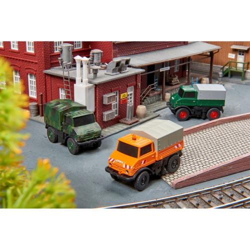 CARSON 1:16 DEUTZ-FAHR TRACTOR 8280 TTV 100% RTR MOD. 500907704 EAN 4005299016646