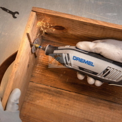 DREMEL 4250 128 PZ.+ ACCESSORIO MOD. F0134250JS EAN 8710364083367