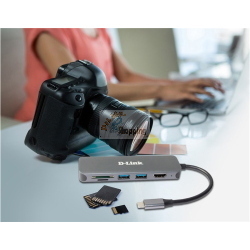D-Link DUB-2327 Hub USB-C 6-in-1 HDMI/lettore di schede/porta di ricarica grigio
