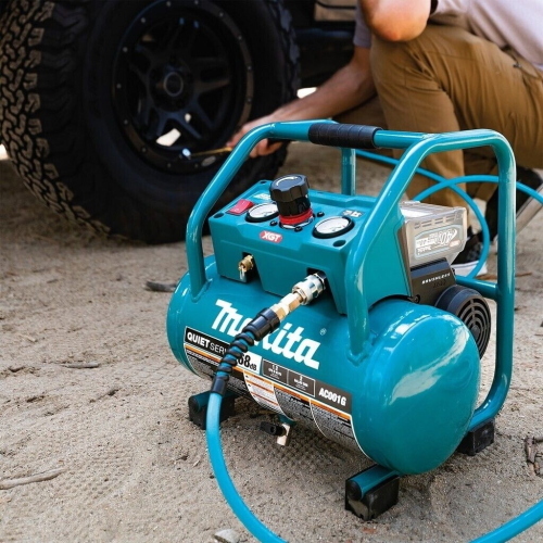 Makita AC001GZ Compressore XGT 40V Max 9,3 bar solo corpo macchina