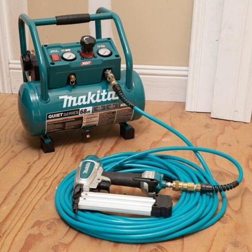 Makita AC001GZ Compressore XGT 40V Max 9,3 bar solo corpo macchina