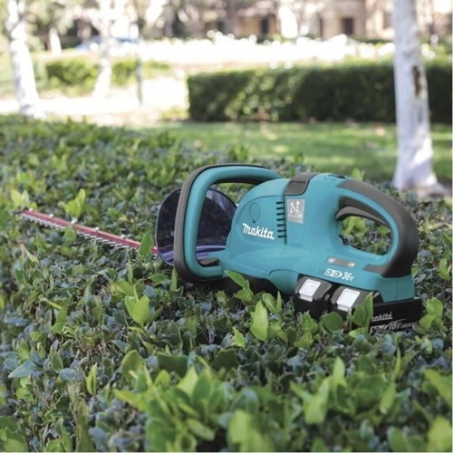 Makita DUH551Z Tagliasiepi LXT 2x18V lama 55 cm solo corpo macchina
