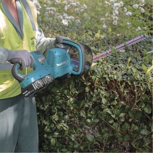 Makita DUH551Z Tagliasiepi LXT 2x18V lama 55 cm solo corpo macchina
