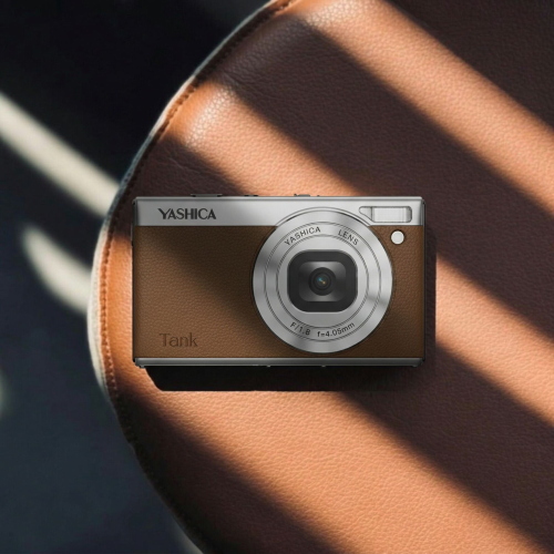 YASHICA TANK COMPACT BRAUN MOD. YAS-DGCMTK-BR EAN 4582712711307