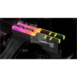 G.Skill Trident Z RGB F4-3200C16D-32GTZR - Kit memoria RAM DDR4 32 GB 2x16 GB