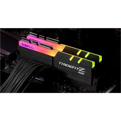 G.Skill Trident Z RGB F4-3200C16D-32GTZR - Kit memoria RAM DDR4 32 GB 2x16 GB