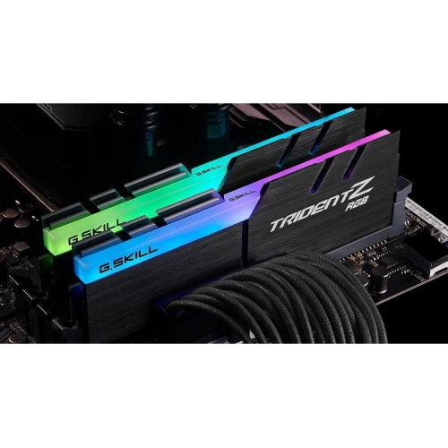 G.Skill Trident Z RGB F4-3200C16D-32GTZR - Kit memoria RAM DDR4 32 GB 2x16 GB
