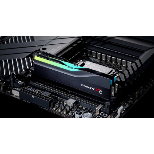 G.Skill Trident Z5 RGB 32 GB (2x16 GB) DDR5-6000 CL36 nero F5-6000J3636F16GX2-TZ5RK