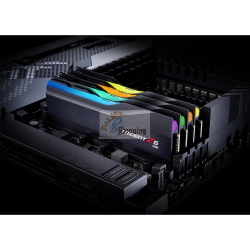 G.Skill Trident Z5 RGB 32 GB (2x16 GB) DDR5-6000 CL36 nero F5-6000J3636F16GX2-TZ5RK