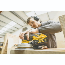 DeWalt DCW230P2-QW levigatrice roto-orbitale 150 mm XR 18 V con 2 batterie da 5 Ah