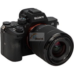 Sony Alpha 7 III bundle ILCE-7M3B + SEL28702 con obiettivo FE 28-70 mm F3.5-5.6 OSS II