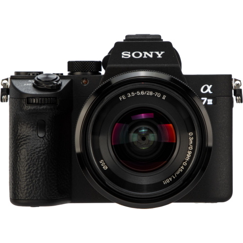 Sony Alpha 7 III bundle ILCE-7M3B + SEL28702 con obiettivo FE 28-70 mm F3.5-5.6 OSS II