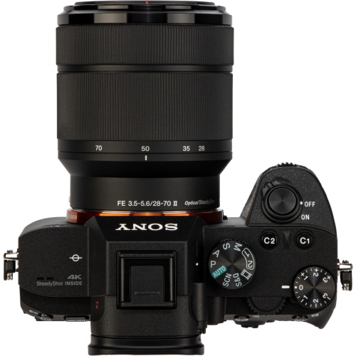 Sony Alpha 7 III bundle ILCE-7M3B + SEL28702 con obiettivo FE 28-70 mm F3.5-5.6 OSS II