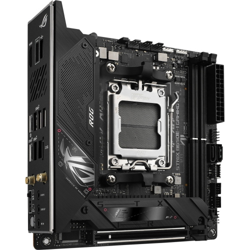ASUS ROG STRIX B650E-I GAMING WIFI 90MB1BI0-M0EAY0 scheda madre Mini-ITX AM5 con PCIe 5.0