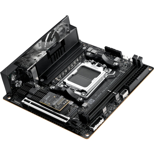 ASUS ROG STRIX X870-I GAMING WIFI 90MB1IW0-M0EAY0 scheda madre Mini-ITX AM5 con USB4 e Wi-Fi 7